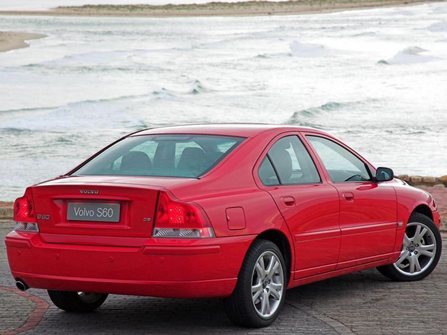  Volvo S60 D5 2006 года  (ZA) (фото 2 из 3)
